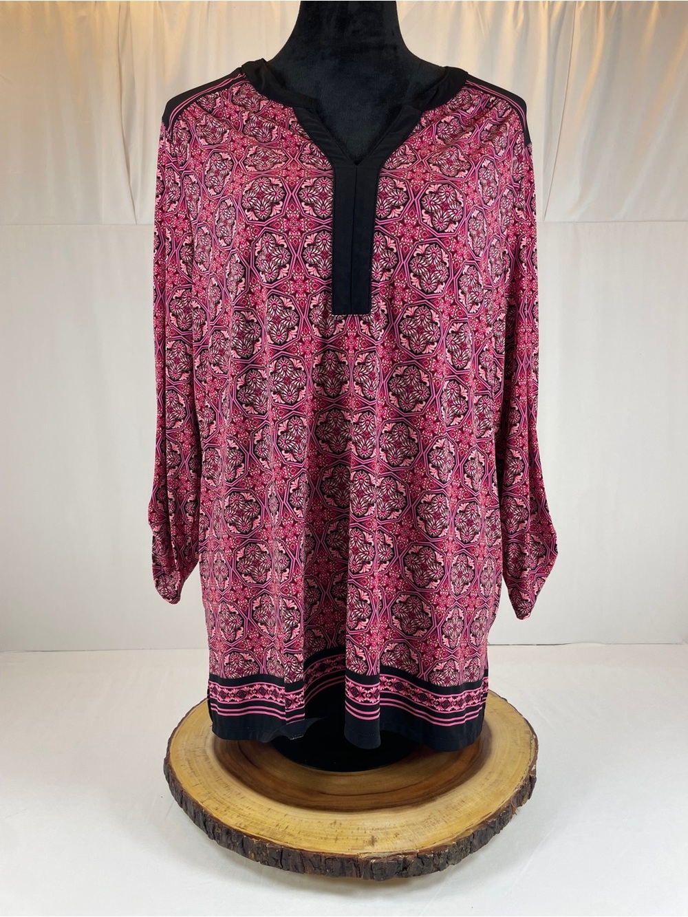 C.J. Banks Pink Medallion Roll Tab Sleeve Split Neck Tunic Blouse Women's XL